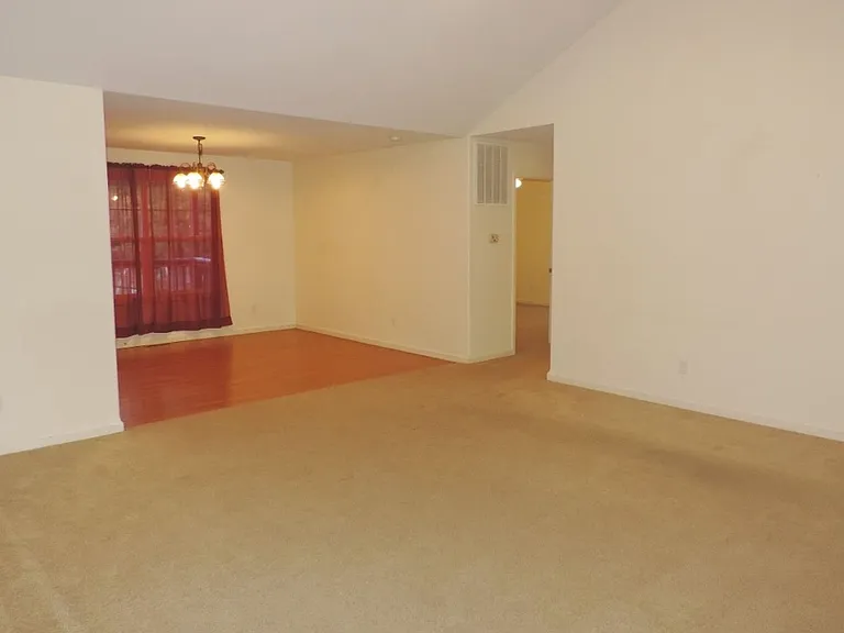19550 Lenox Ln — Photo 24