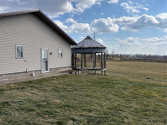 4th image of 6050 Township Road 606