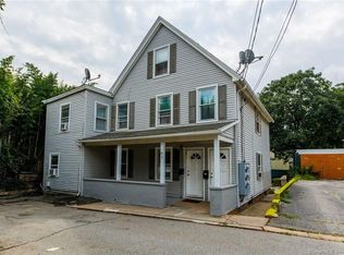 43 Mitchell Ct, New London, CT 06320