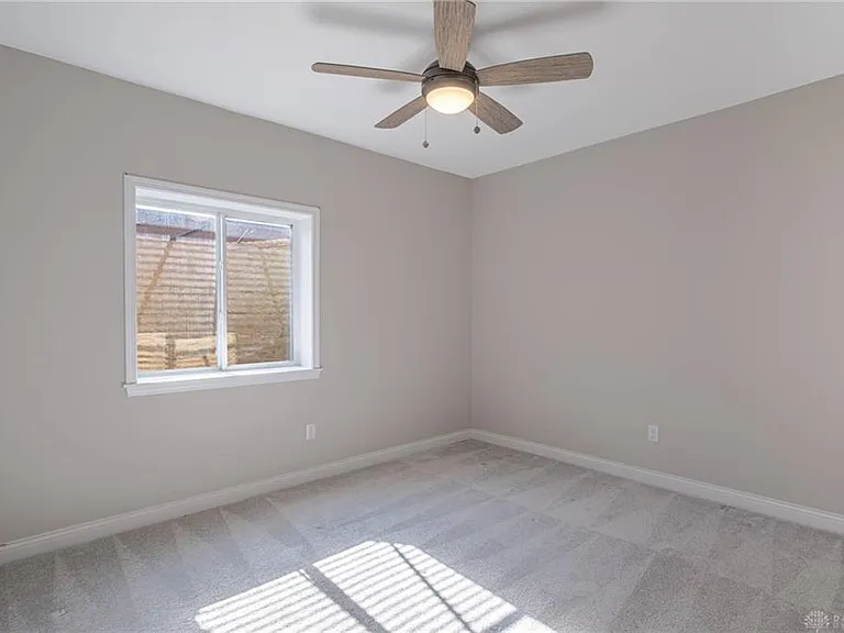 9501 Flatrock Dr — Photo 37