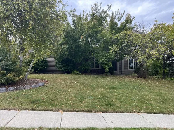 339 Jonathan DRIVE, Pewaukee, WI 53072