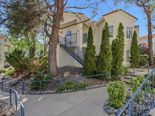 202 Beachcomber Dr E #2015, Rocklin, CA 95677