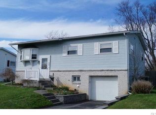 838 Faith Dr, Catasauqua, PA 18032