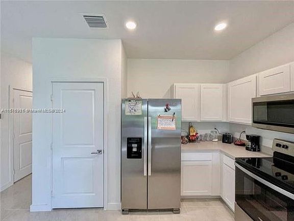 3rd image of 750 SW 12th St