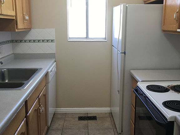 5th image of 4434 S Rosehaven Ct APT A