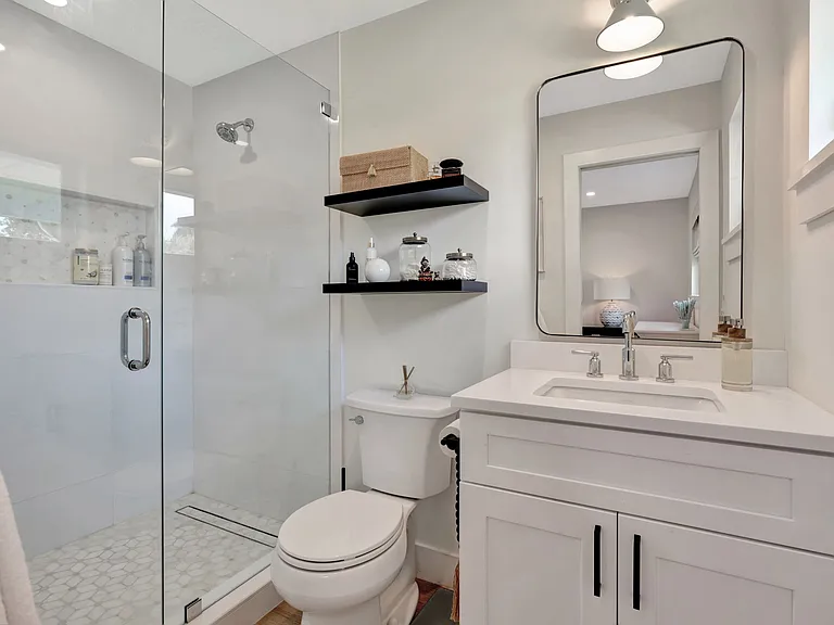 359 Beacon St — Photo 27