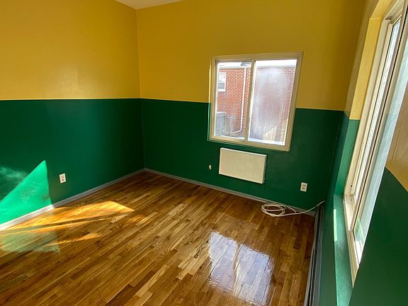 2nd image of 1062 Arnow Ave