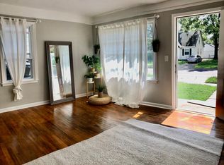 104 W Coy Ave, Hazel Park, MI 48030