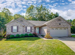 8690 Silvercreek Ct, Florence, KY 41042