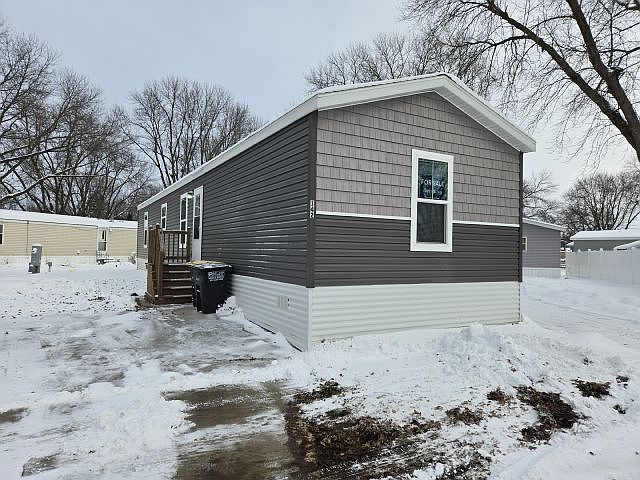 1st image of 142 Lynn #55