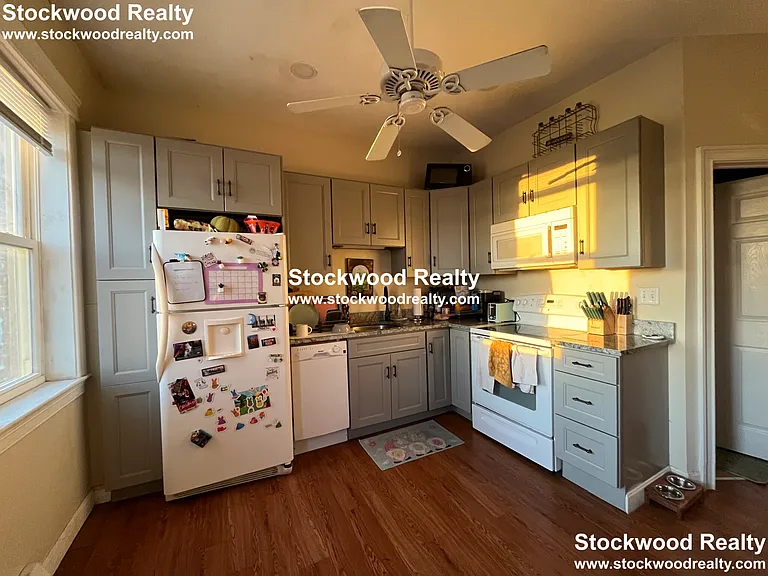 96 Marcella St #B — Photo 1