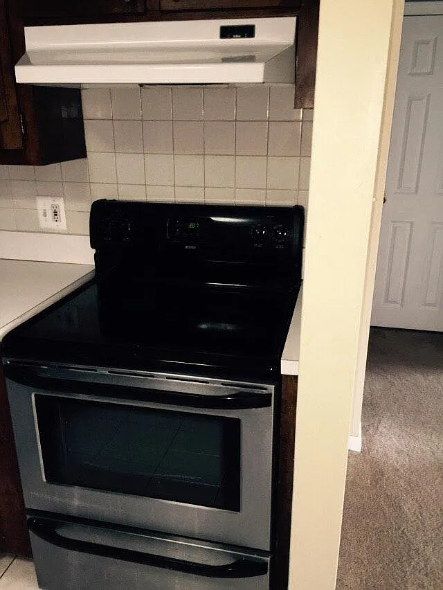 1 bed, 725 sqft, $2,000 — Photo 3
