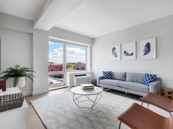 40-04 34th Avenue image 5 of 11