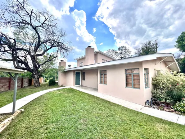 1959 Arcadia Loop #B, Kerrville, TX 78028