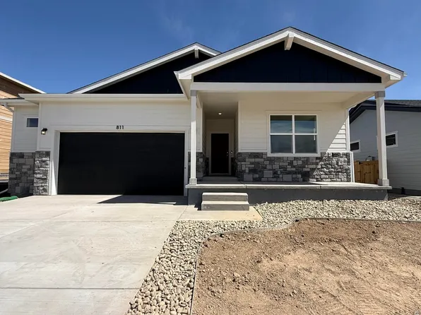 811 Ayrshire Rd, Johnstown, CO 80534