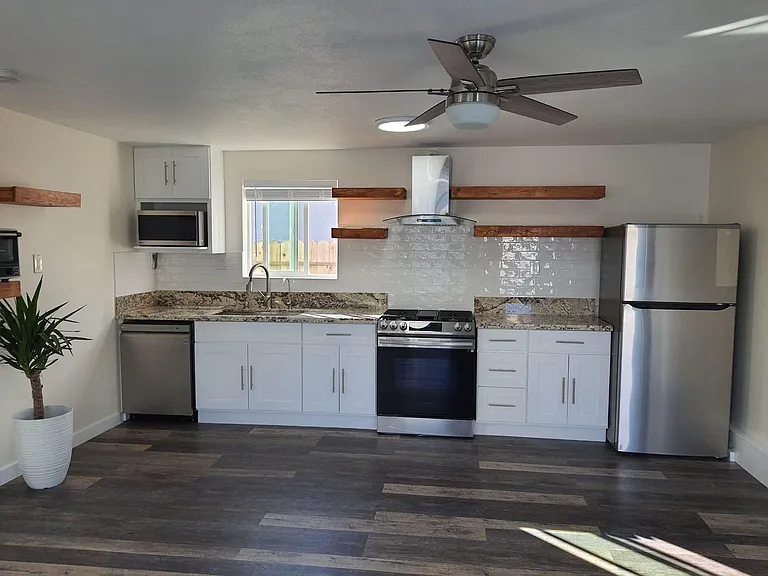 34005 Malaga Dr #B — Photo 15