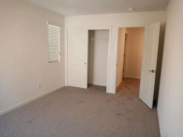 1945 Kelly Ln — Photo 11
