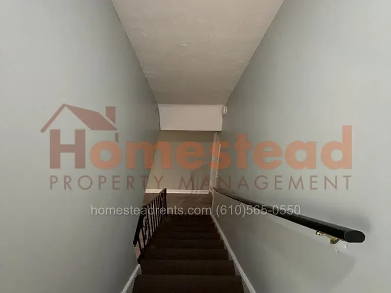 1340 Adair Rd — Photo 17