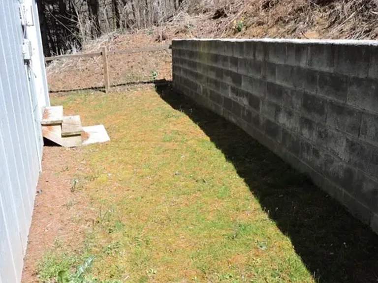 Baldridge Dr — Photo 12