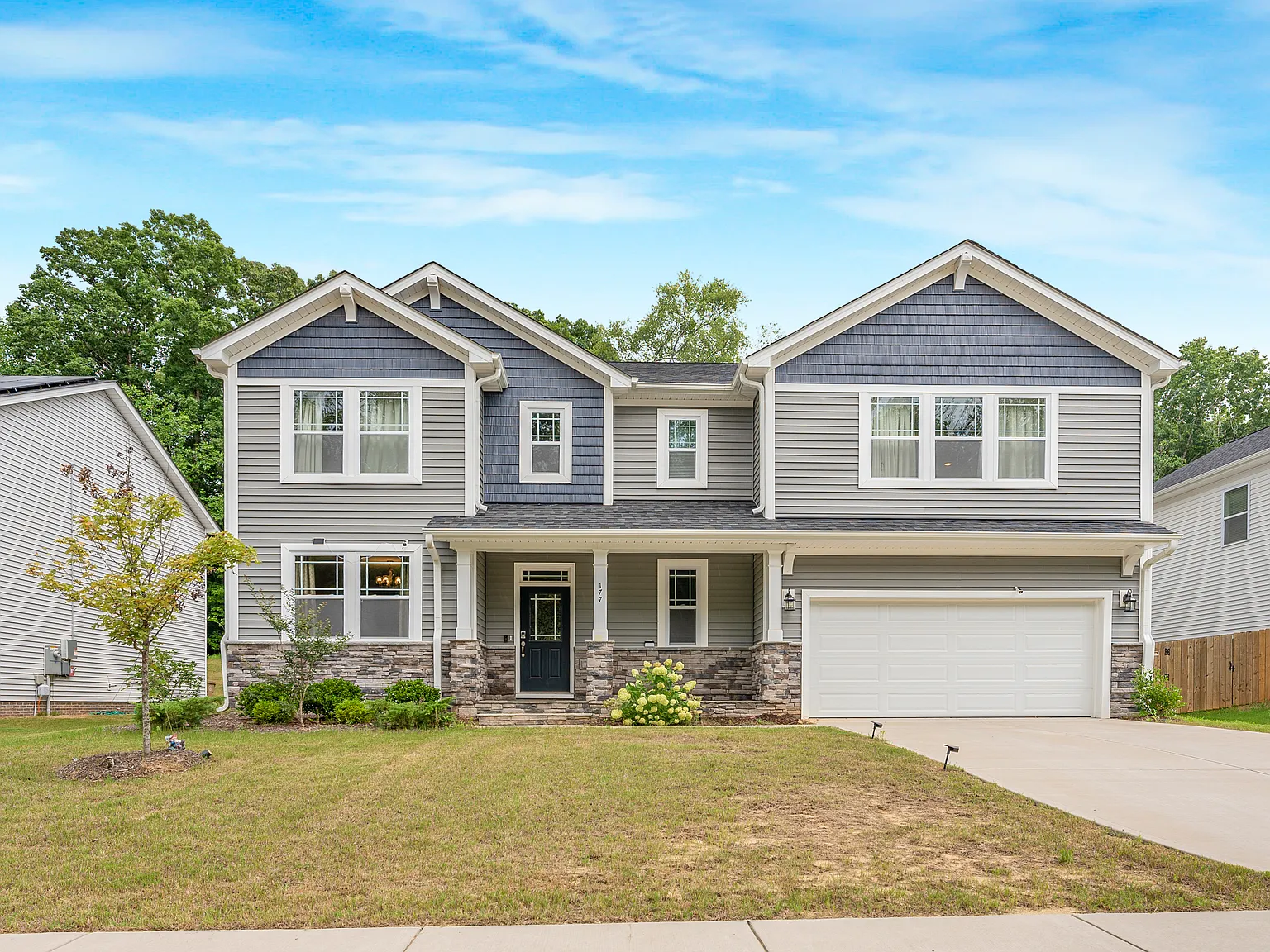 5 bed, 4.5 bath, 3500 sqft, $2,900 — Photo 1