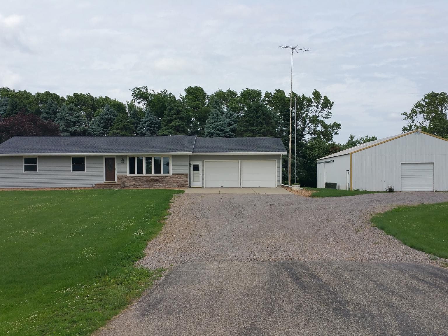8665 County Road 7, Stewart, MN 55385 Zillow