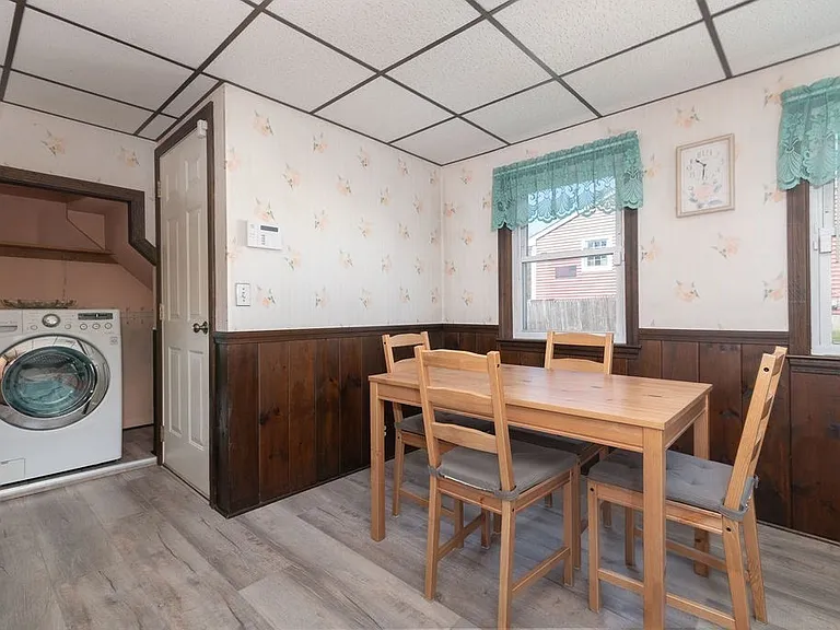 45 Thatcher St #1 — Photo 3