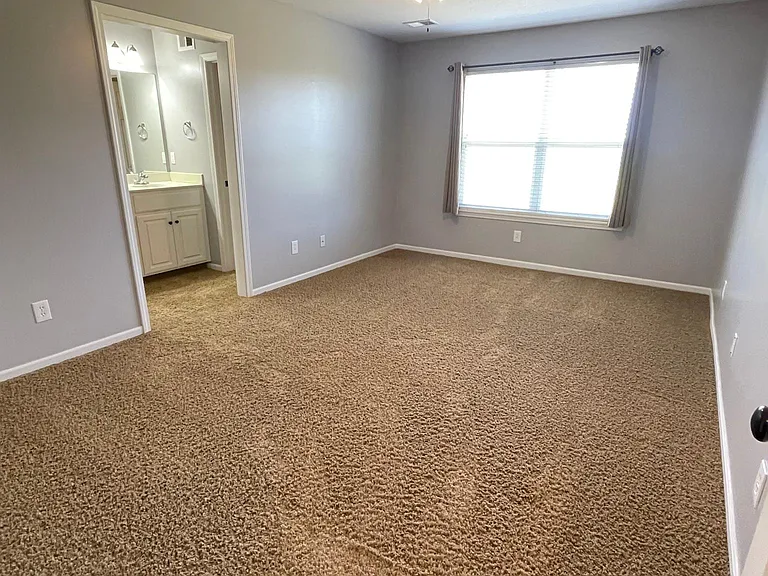 12766 Walker Ave — Photo 6