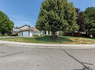3008 Sonoran Dr, Richland, WA 99354