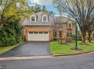 8109 Autumn Gate Ln, Bethesda, MD 20817
