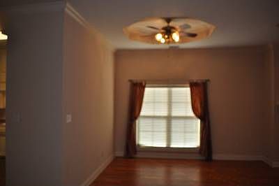 2nd image of 5865 Lemongrass Cir W