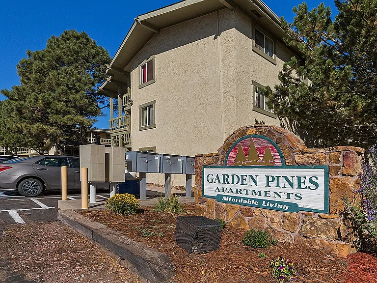 Garden Pines_11