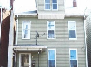 700 7th St, Huntingdon, PA 16652