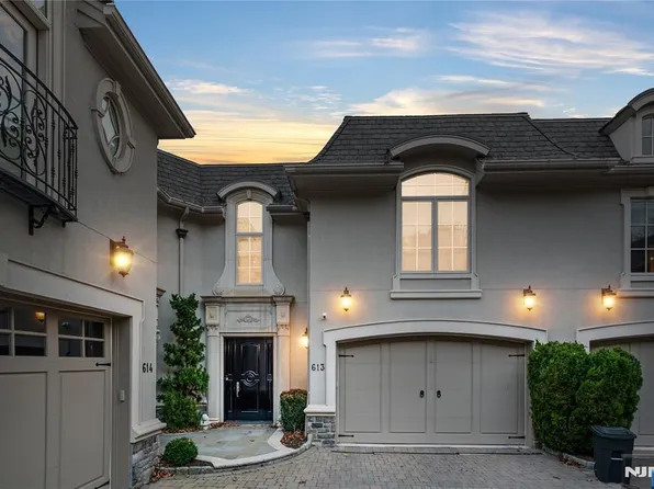 613 Bellaire Dr, Demarest, NJ 07627