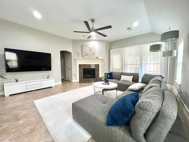 18315 W Williams Bend Dr — Photo 7