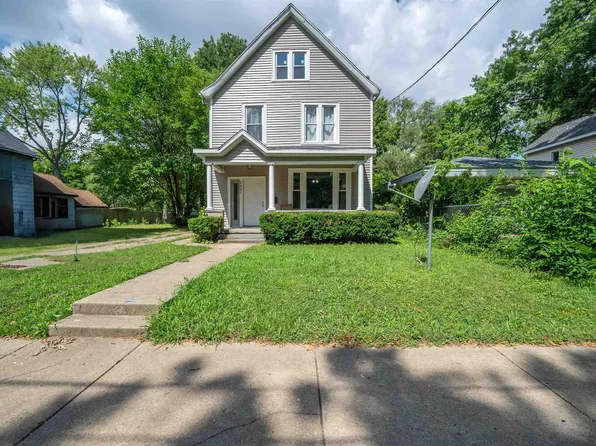 2007 N Bigelow St, Peoria, IL 61604