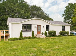 413 Lookout Dr, Columbia, TN 38401