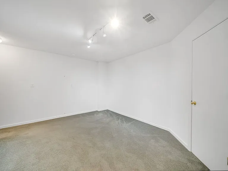 2269 Nash Ct — Photo 21