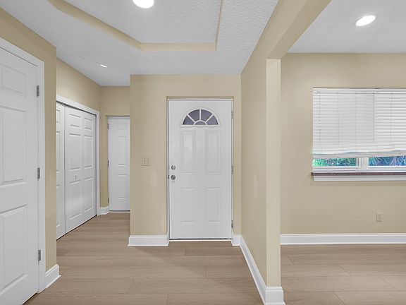 4th image of 691 Main St