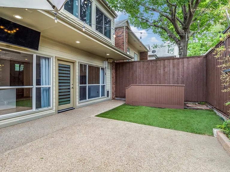 3719 Douglas Ave — Photo 28