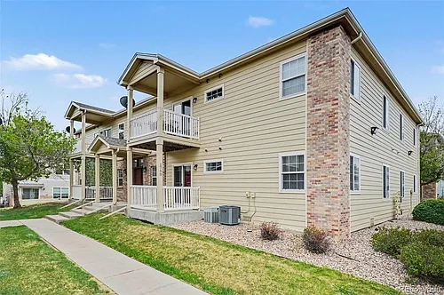 1750 W 53rd Pl #2 Photo 1