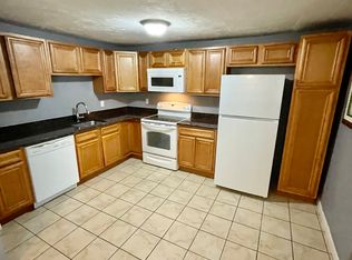 807 Franklin St #2, Worcester, MA 01604