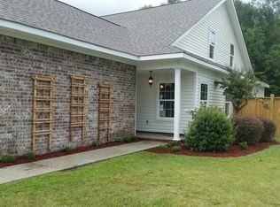 300 Sweetwater Ln, Hattiesburg, MS 39402