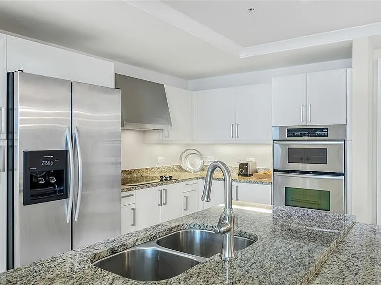 1350 Main St #1503 — Photo 11