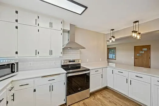 4 bed, 1718 sqft, $2,400 — Photo 4