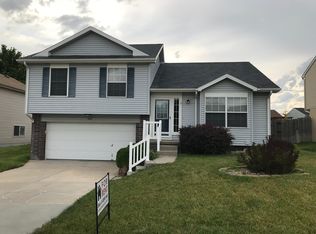 6911 S 177th St, Omaha, NE 68136