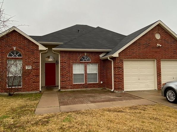 209 Larkspur Dr