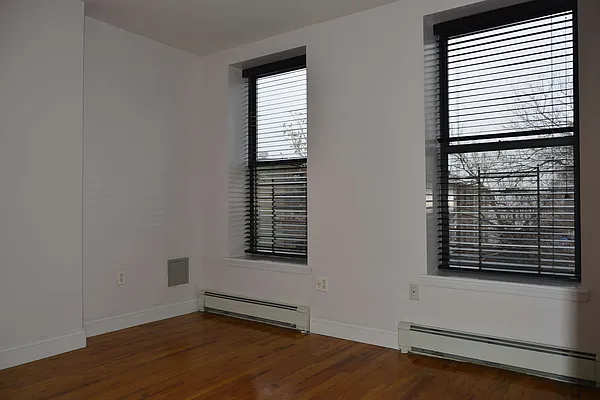 Rented by Bedford Brownstone Realty | media 24