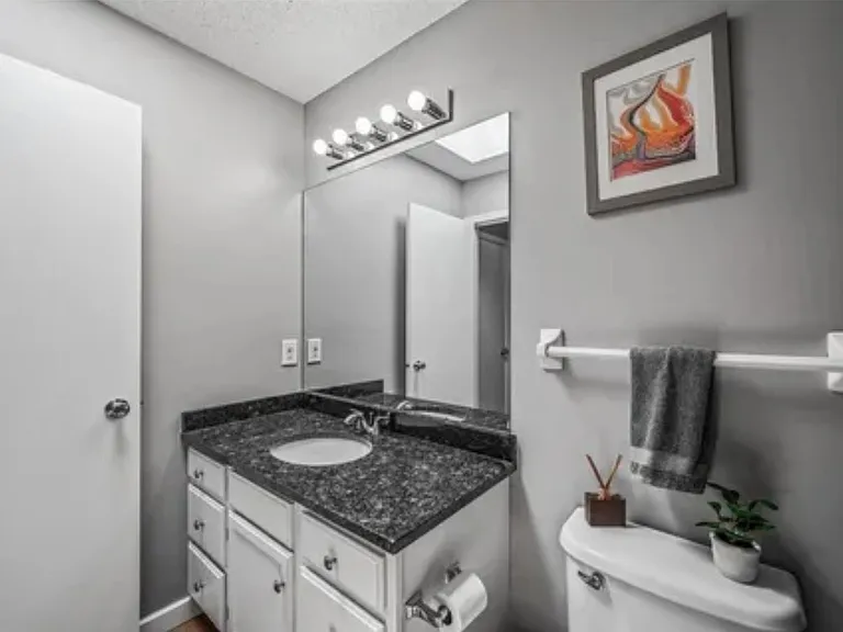8019 Xerxes Ave S #202 — Photo 8
