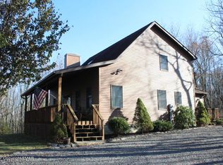 66 Honeysuckle Dr, Jim Thorpe, PA 18229
