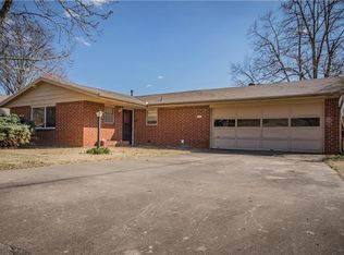 1516 W Ash St, Rogers, AR 72758